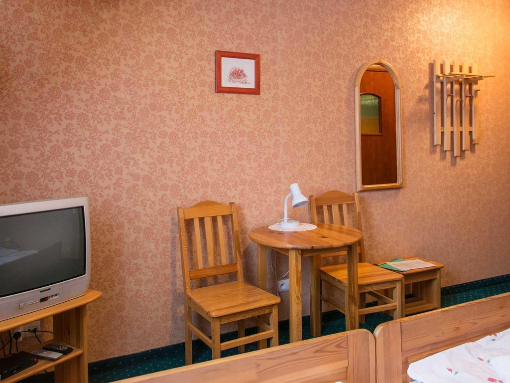 Marzenie Bed & Breakfast Przesieka Bilik gambar